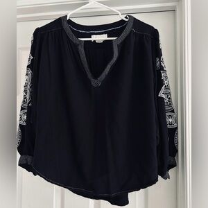 Anthropolgie Black Remy Geometric White Embroidered Blouse Size Small